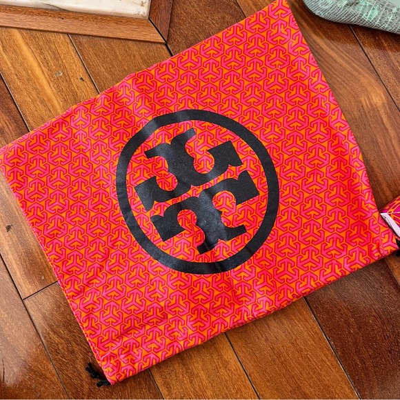 Tory Burch Reva Ballet Flats in Shiny Karung Print Size 8 - Picture 6 of 7